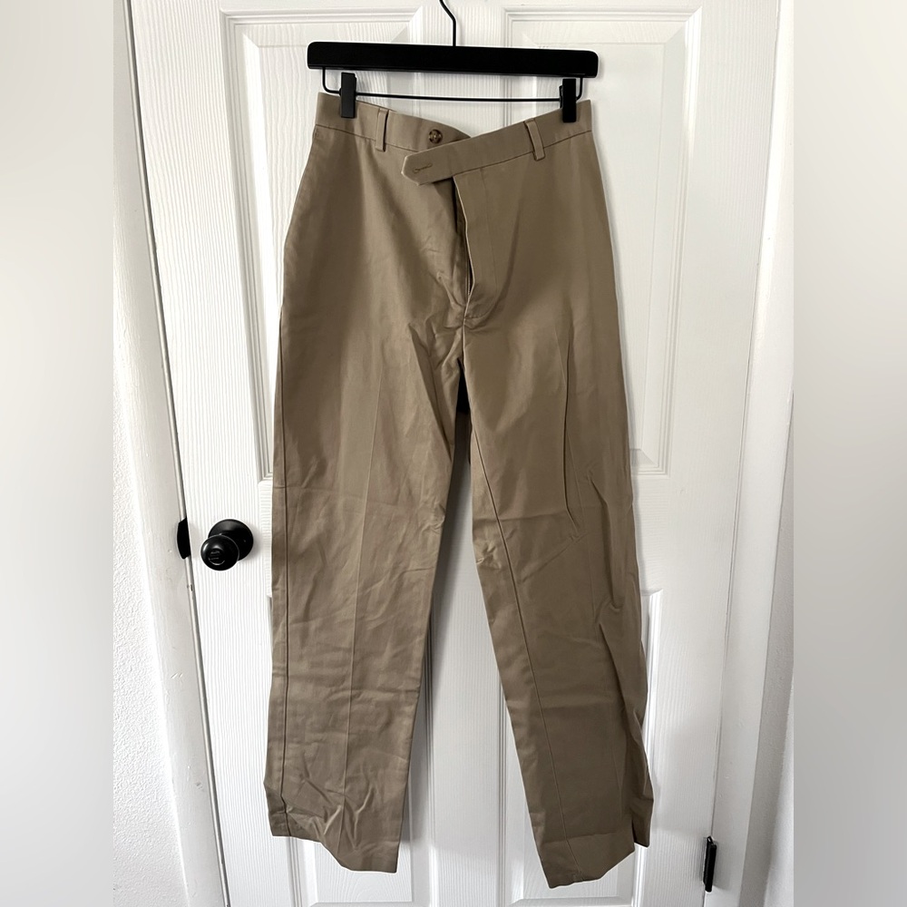Roundtree and Yorke Dark Khaki Pants